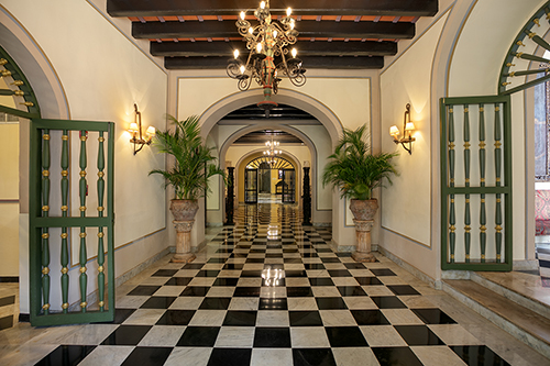 Resort Img