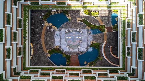 Resort Img